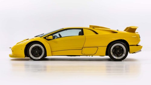 VW Secretly Stuffed A W16 Engine In A Lamborghini Diablo