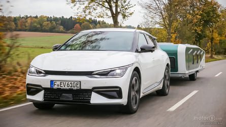 Riesige Mehrheit der Wohnwagen-Fans zieht mit Verbrenner-Autos