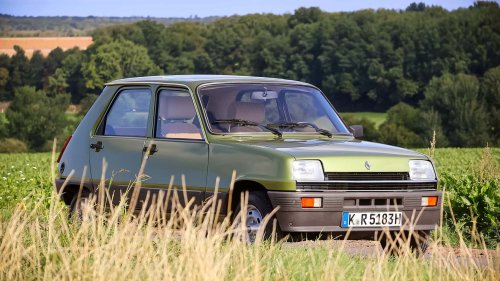 Renault, Alter Renault 5 als Scheunenfund mit nur 12 km entdeckt