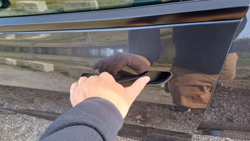 Volvo, Volvo EX60 : comment fonctionne la nouvelle poignée de porte "Wing Grip"