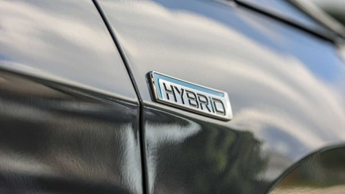 China redobla su apuesta por los coches híbridos