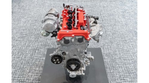 Toyota, Toyota Usung Mesin Empat Silinder Baru