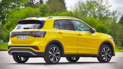 VW ID. Cross (2026) zeigt sich fast ungetarnt