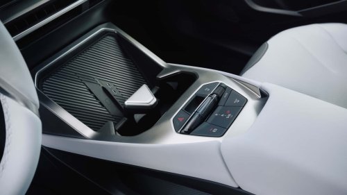 BMW, BMW iX3, à quoi ressemble le nouvel SUV bavarois de l'intérieur