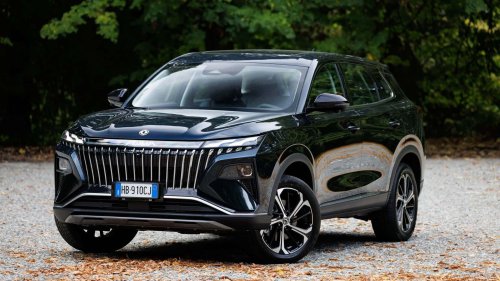 Nuevos coches híbridos: todas las novedades full hybrid que llegarán en 2026