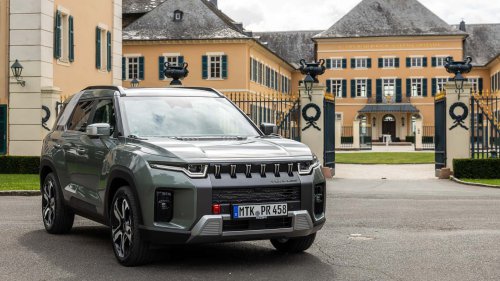 Nuevos coches híbridos: todas las novedades full hybrid que llegarán en 2026