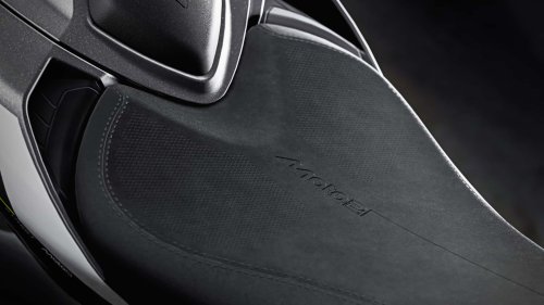 Las nuevas Street Triple 765 RX y Moto2 de Triumph son más racing que nunca