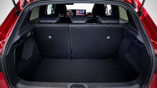 Renault, Renault Clio, Nouvelle Renault Clio, l'intérieur et le coffre