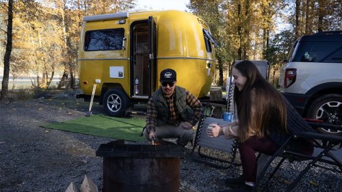 ¿Buscas una caravana ligera? Atento a la Escape Trailer E13 2026