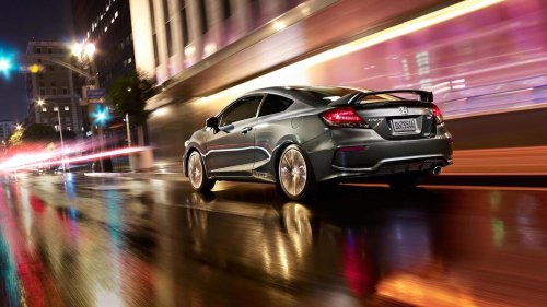 Honda, Honda Civic, 'Where Are You? 1995?": Gen Z Honda Civic Driver Tries to Get Gas from Reagan-Era Pump. Then a Worker Has to Intervene