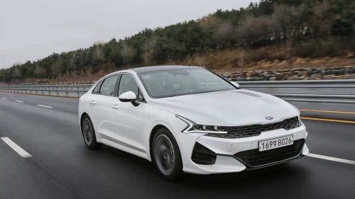 Kia, Kia Optima, 'Ain’t No Way With a USB Port:' Woman’s Kia Optima Goes Missing From Driveway. She Can’t Believe Where She Finds It
