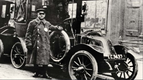 Renault, Les taxis de la Marne : Renault Type AG, héros national