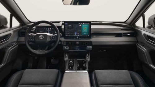 Toyota, Nissan, Nissan Qashqai, Toyota RAV4 vs Nissan Qashqai : les deux SUV comparés