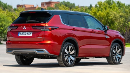 Mitsubishi Grandis, Mitsubishi Outlander, Mitsubishi, Grandis y Outlander: los SUV electrificados de Mitsubishi para la RFEC