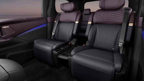 Nissan's Ancient Minivan Finally Gets a Glow-Up