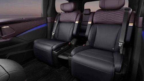 Nissan's Ancient Minivan Finally Gets a Glow-Up