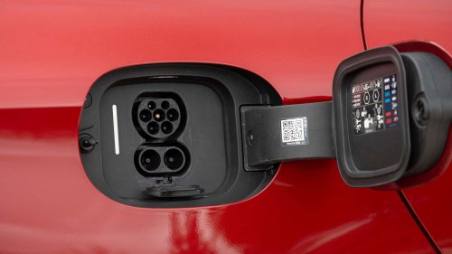 Conducimos el Mercedes-Benz del que todo el mundo habla... y no es un SUV