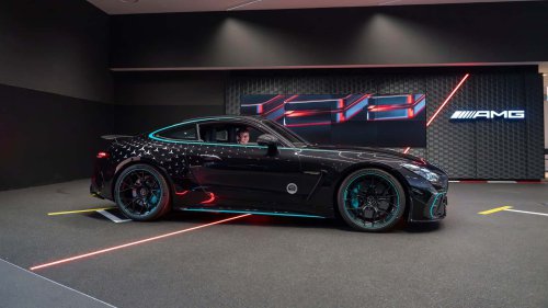 Avoir 19 ans et une Mercedes-AMG GT GT 63 spéciale... de fonction