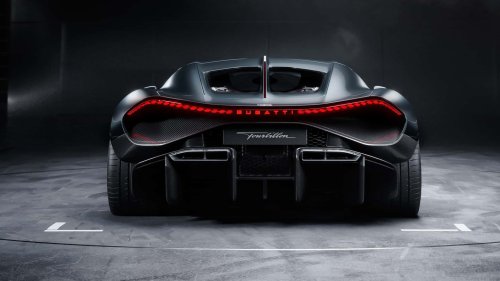 Bos Bugatti Kritik Supercar Hybrid Bermesin Turbocharged