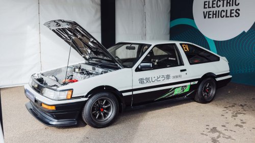 Toyota, Toyota Sprinter Trueno AE86 (1983-87) : Devenu célèbre grâce à Initial D
