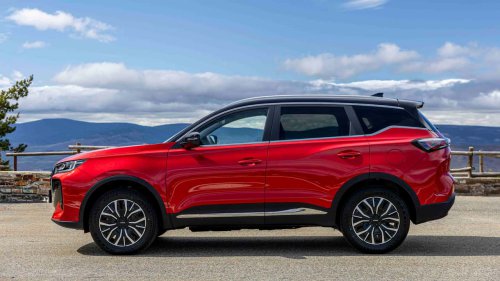 EBRO s700 HEV 2026: conducimos el híbrido deseado