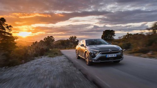 El Dacia Striker tiene rival: Citroën C5 X Hybrid, a precio de derribo