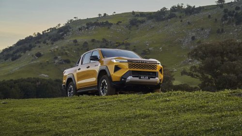 2026 Toyota Hilux Base Model Still Has a Manual Gearbox