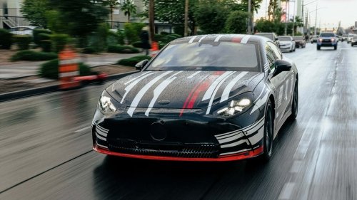 Porsche, Komentar Pembalap F1 soal Porsche Taycan-Fighter dari AMG