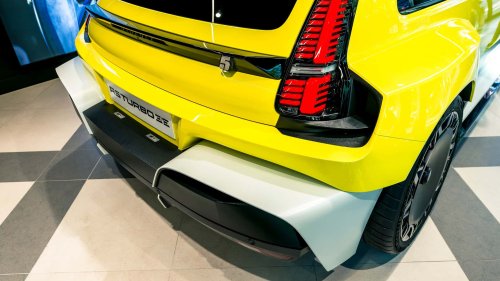 Renault, 555 CV, 160.000 € y 270 km/h de velocidad punta: aún puedes comprar el nuevo Renault 5 Turbo 3E