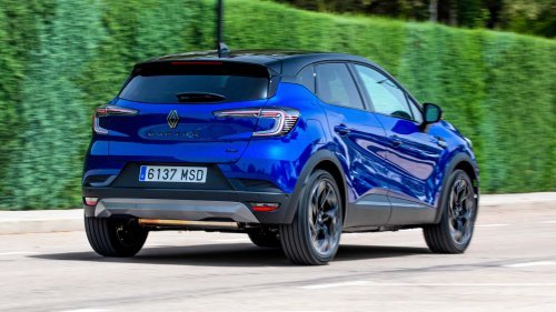 El Yaris Cross tiene un problema con el nuevo precio del Captur híbrido