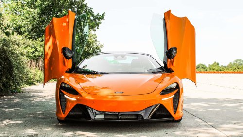 Review McLaren Artura yang Masih Tetap Hebat