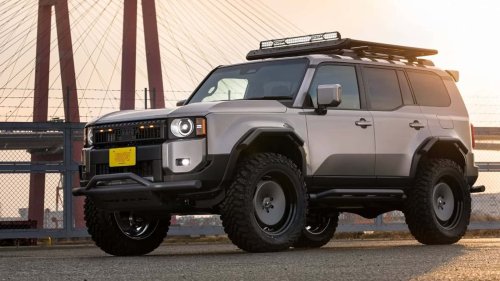This Custom Toyota Land Cruiser Rocks 37-Inch Tires And So Much More