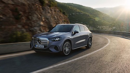 Mercedes, Mercedes GLC EV Sudah Terlihat Bakal Jadi Laris Manis