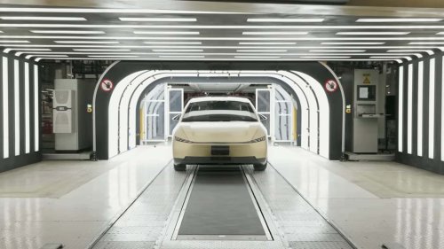 Tesla, Produksi Cybercab Tesla Akan Dimulai pada April 2026