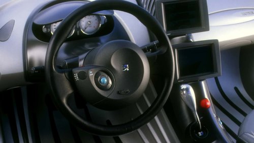 Peugeot, Peugeot Nautilus, la limousine avec V6 de la fin des années 90