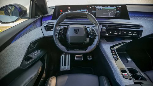 Peugeot | Peugeot E-3008 (2025) im Dauertest: Starkes Design, hoher Preis