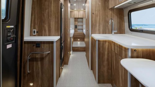 Airstream Atlas 25RT, una camper al 'estilo' norteamericano
