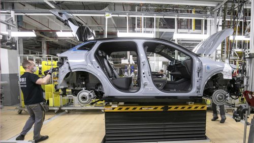 Renault ne vendra plus de voitures thermiques d’ici 2030