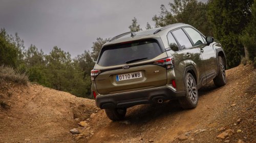 Mismo precio que el Toyota RAV4 y tracción 4x4 en este SUV irrompible