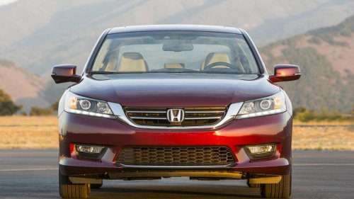 'Why?': Woman's Lyft Driver Has a Honda. Then She Notices Something Unusual About His Dashboard