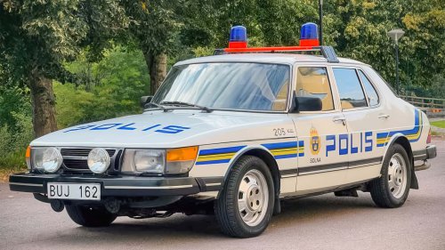 Saab 900 GLi Polizei (1984) : La voiture de patrouille oubliée de la Suède