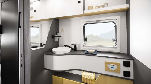 Ahorn Camp T 680 (2026): mucho espacio con un gigantesco cuarto de baño en la parte trasera