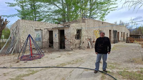 "La construcción de esta escuela cambió al pueblo para siempre"