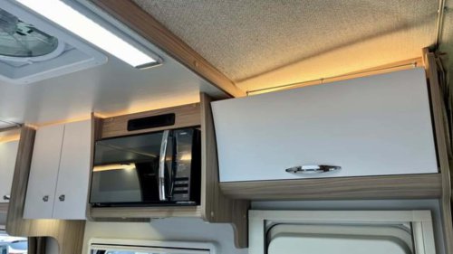 ¿Necesitas una autocaravana compacta? Atento a la Toyota Camroad japonesa