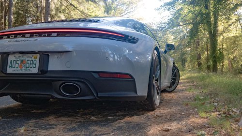 Don't Overlook the Porsche 911 Carrera S: Review