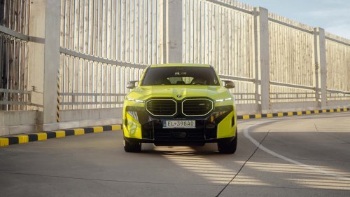 BMW, ‘I Want This Car So Bad:’ Man Gets New BMW. Then He Realizes the Cup Holders Have An Unprecedented New Feature