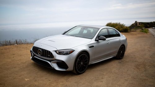 Mercedes | Mercedes-AMG C 63: Reihensechser statt Vierzylinder?