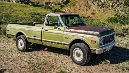Truk Tua Berkarat Ini Sebenarnya adalah Silverado Baru