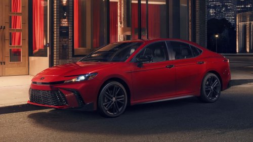 Toyota, Toyota Camry, Houston Woman Buys Toyota Camry In 3 Days On Her Own. Then She Gives Tips for Women Buying a Car for the First