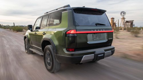 Lexus, Woman Goes to Lexus Dealership. She’s Shaken When She Learns How Much This 2025 Model Costs Monthly to Lease